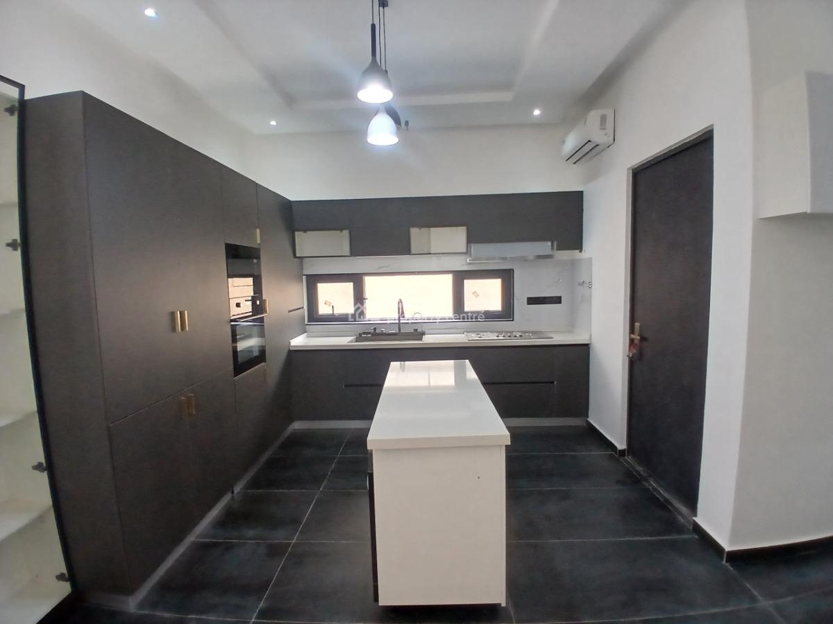 4 Bedroom House with Mini Swimming Pool in a Good Location., East Legon Hills, Adenta Municipal, Accra, Detached Duplex for Sale