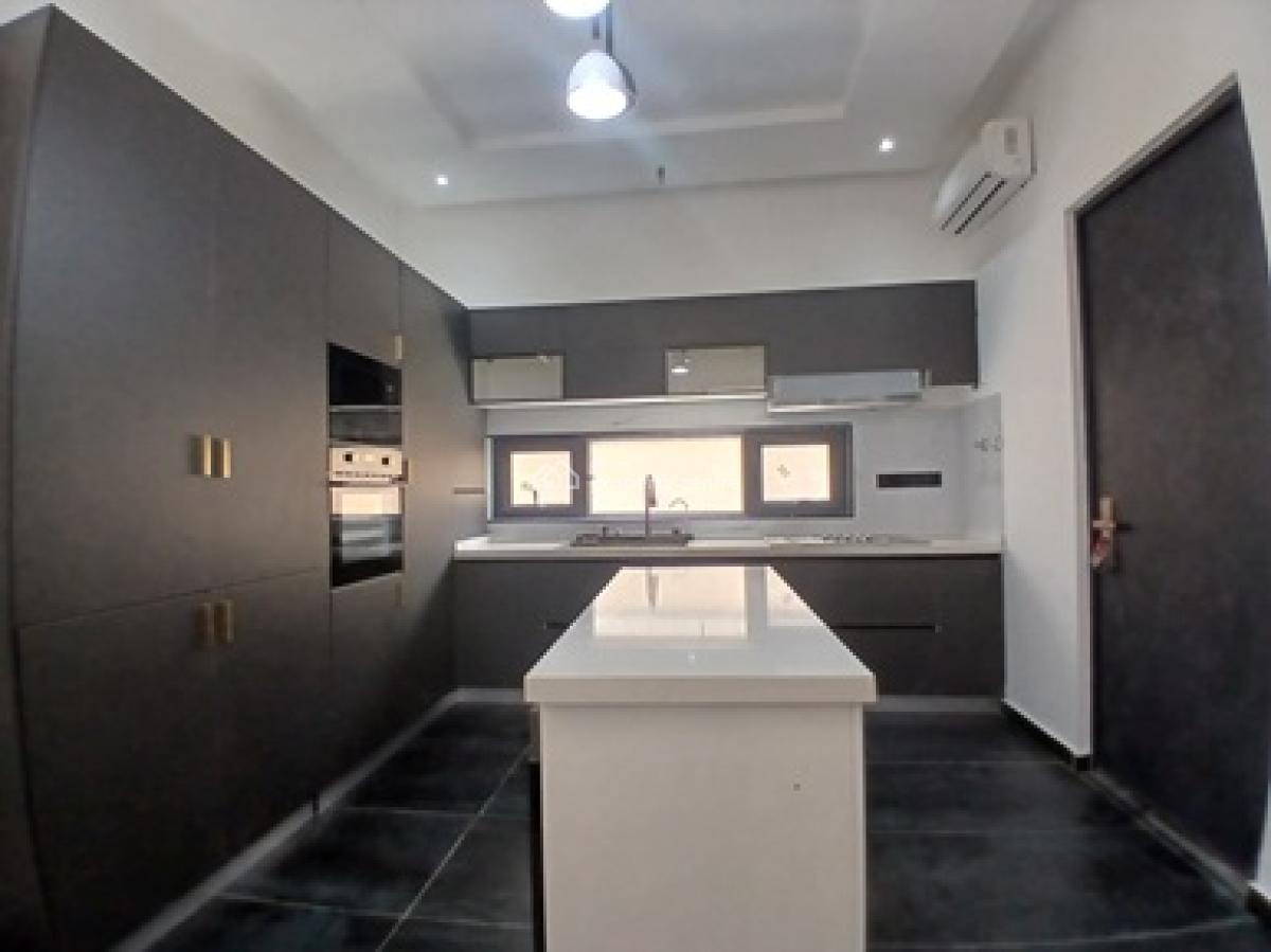 4 Bedroom House with Mini Swimming Pool in a Good Location., East Legon Hills, Adenta Municipal, Accra, Detached Duplex for Sale