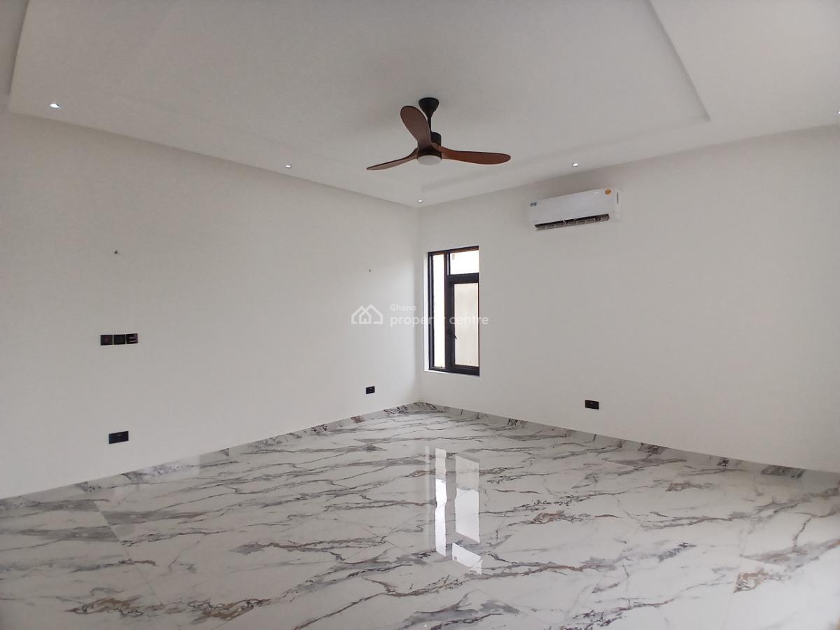 4 Bedroom House with Mini Swimming Pool in a Good Location., East Legon Hills, Adenta Municipal, Accra, Detached Duplex for Sale