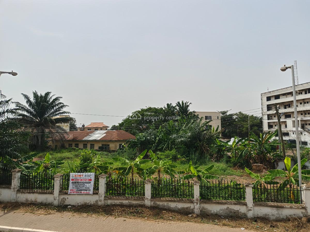 Roadside Land in Accra, Nima Police Station, Accra Metropolitan, Accra, Commercial Land for Sale