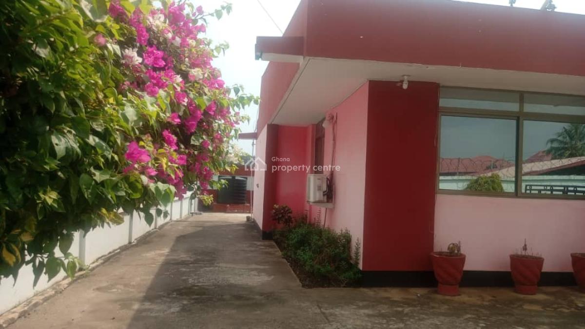 2 Bedroom, Dzorwulu, Dzorwulu, Accra, Semi-detached Bungalow for Rent