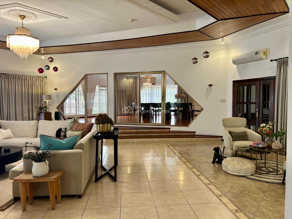 Executive 5 Bedrooms, Roman Ridge, Accra, House for Rent
