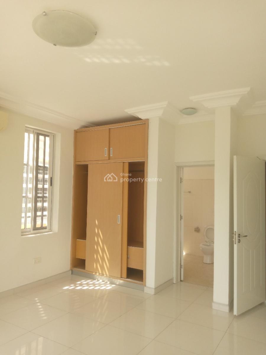 Executive 3-ɓedroom Detached House @ East Airport, East Airport, Airport Residential Area, Accra, House for Rent
