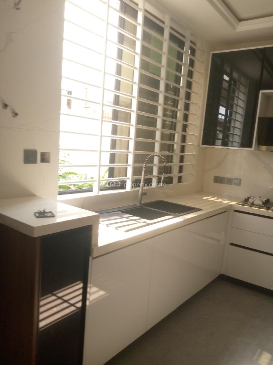 Executive 4-bedroom Duplex House @ East Legon, East Legon, Accra, House for Rent