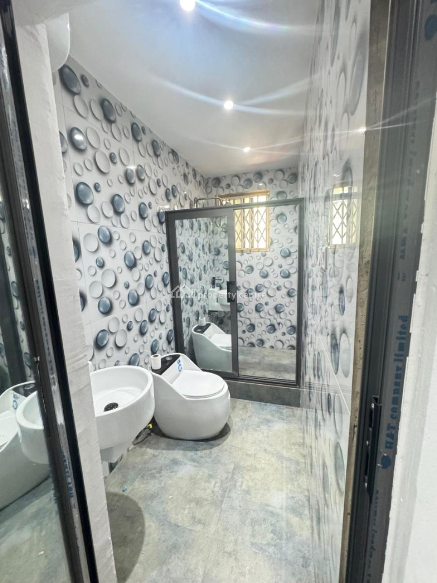 Executive 4-bedroom Townhouse @ Airport Residential, Airport Residential Area, Accra, House for Rent