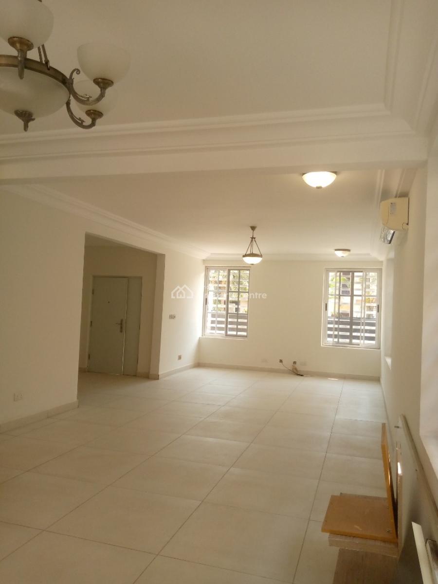 Executive 3-bedroom House+bq@ East Airport, East Airport, Airport Residential Area, Accra, House for Sale
