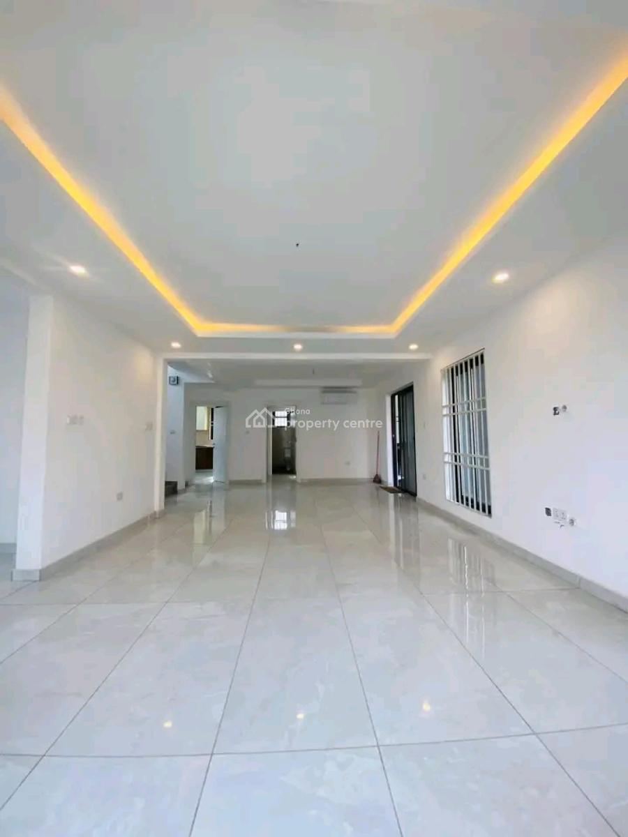 Executive 4-bedroom Duplex House @ East Legon, East Legon, Accra, House for Sale