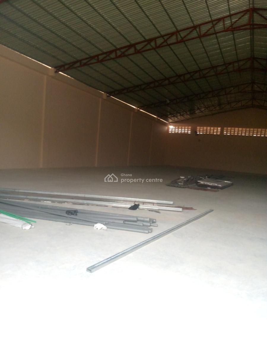 Commercial 1800sqm Warehouse @ East Airport, East Airport, Airport Residential Area, Accra, Warehouse for Rent