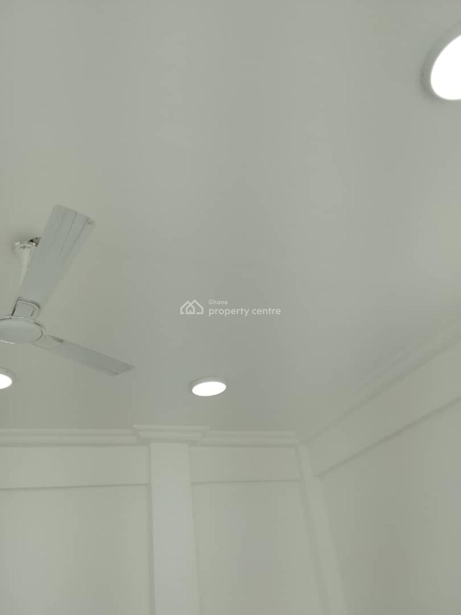 Commercial  Property, Tse Addo Goil Filling Station, Tse Addo, Accra, Office Space for Rent