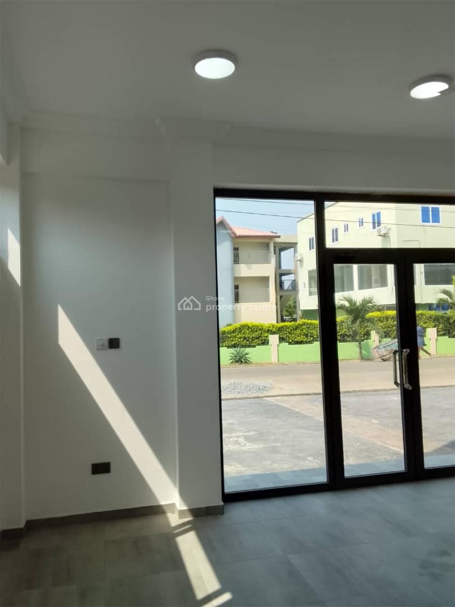 Commercial  Property, Tse Addo Goil Filling Station, Tse Addo, Accra, Office Space for Rent