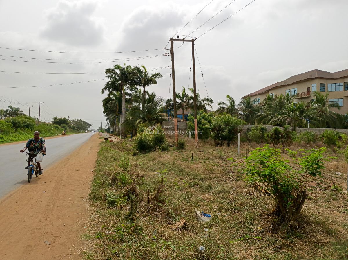 Roadside Land in Dawhenya, Dawhenya, Dawhenya, Tema, Accra, Mixed-use Land for Sale