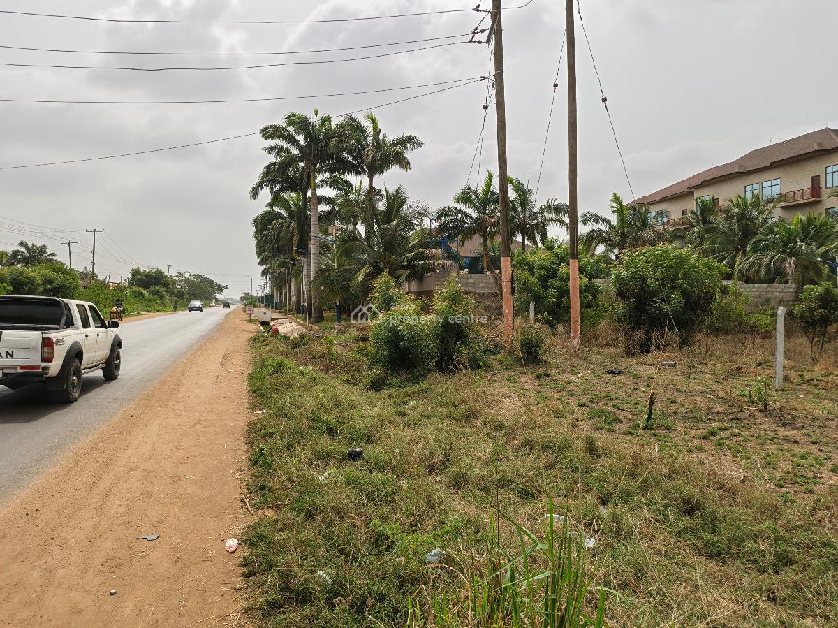 Roadside Land in Dawhenya, Dawhenya, Dawhenya, Tema, Accra, Mixed-use Land for Sale