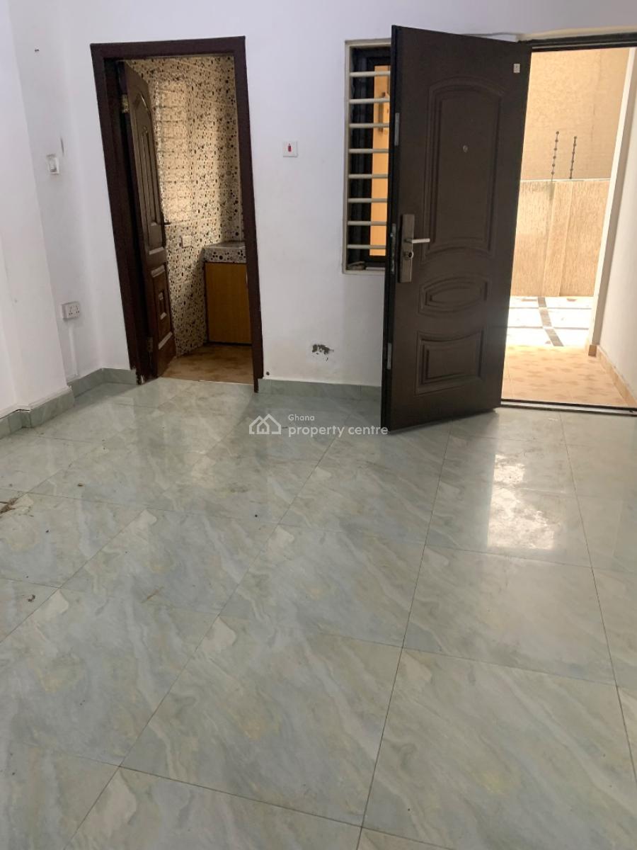 Chamber and Hall Apt@ Kwabenya, Musuku Roundabout, Ga East Municipal, Accra, Apartment for Rent