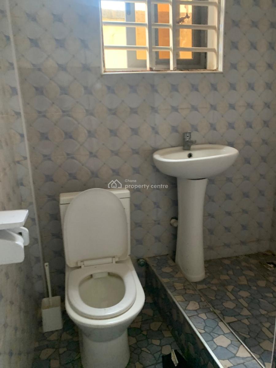 Chamber and Hall Apt@ Kwabenya, Musuku Roundabout, Ga East Municipal, Accra, Apartment for Rent