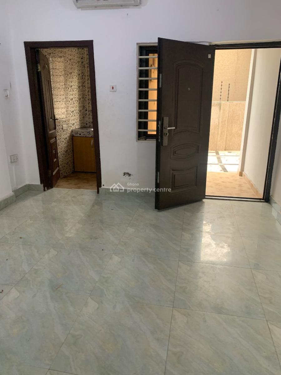 Chamber and Hall Apt@ Kwabenya, Musuku Roundabout, Ga East Municipal, Accra, Apartment for Rent