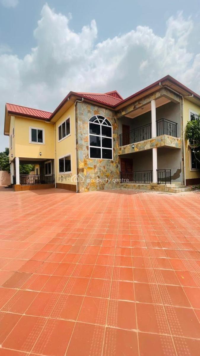 5 Bedroom House Plus a Boys Quarrers, Special Ice Area, Oyarifa, La Nkwantanang Madina Municipal, Accra, House for Rent