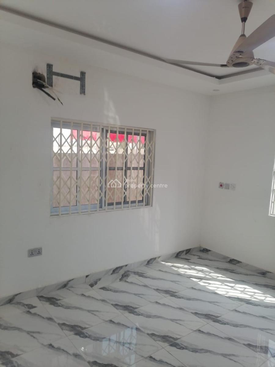 5 Bedroom House Plus a Boys Quarrers, Special Ice Area, Oyarifa, La Nkwantanang Madina Municipal, Accra, House for Rent