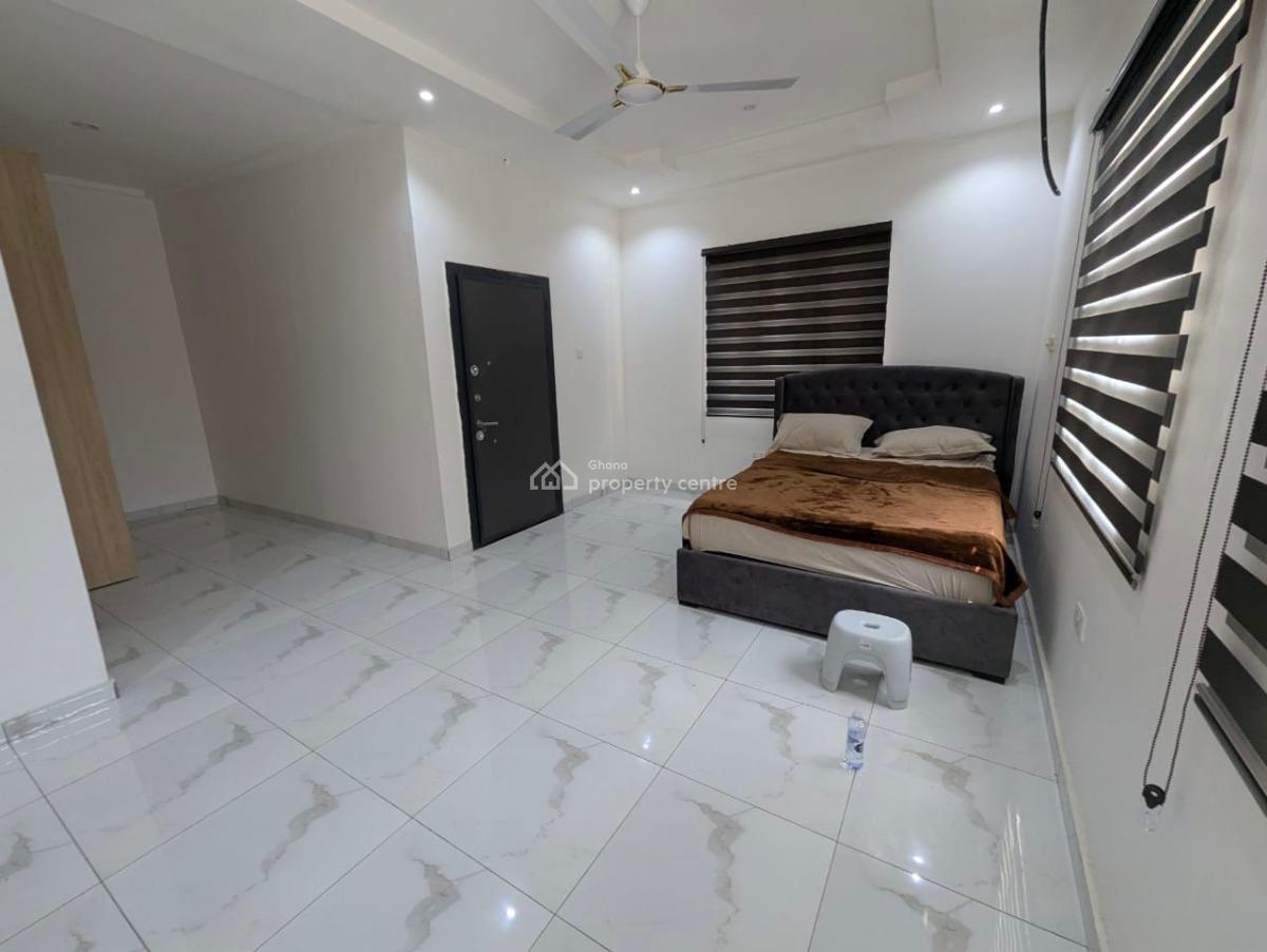 2 Bedrooms House with 3 Acs with Inbuilt Wardrobes, Mile 7, Achimota, Accra, House for Rent