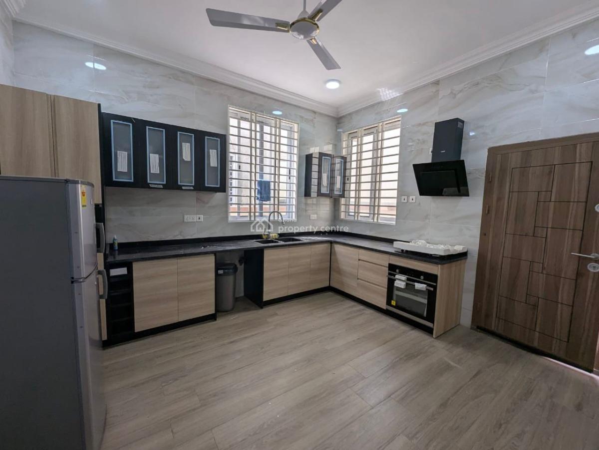 2 Bedrooms House with 3 Acs with Inbuilt Wardrobes, Mile 7, Achimota, Accra, House for Rent