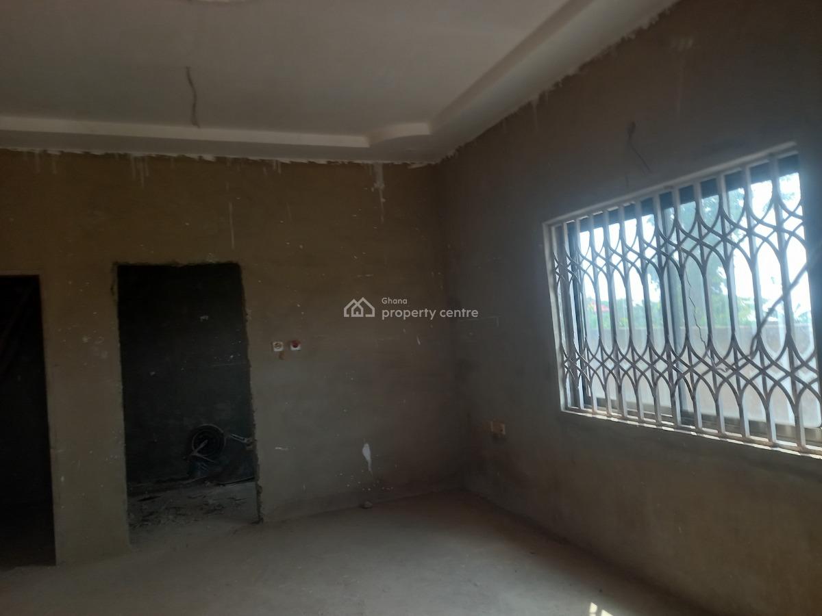 5 Bedrooms, Sepaase Amoabeng, Near Abuakwa., Kumasi Metropolitan, Ashanti, House for Sale