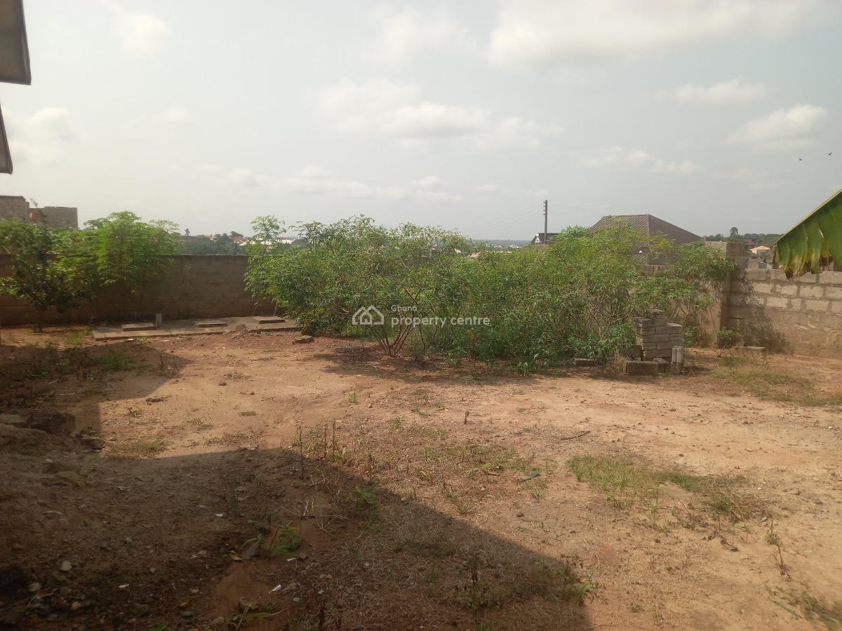 5 Bedrooms, Sepaase Amoabeng, Near Abuakwa., Kumasi Metropolitan, Ashanti, House for Sale