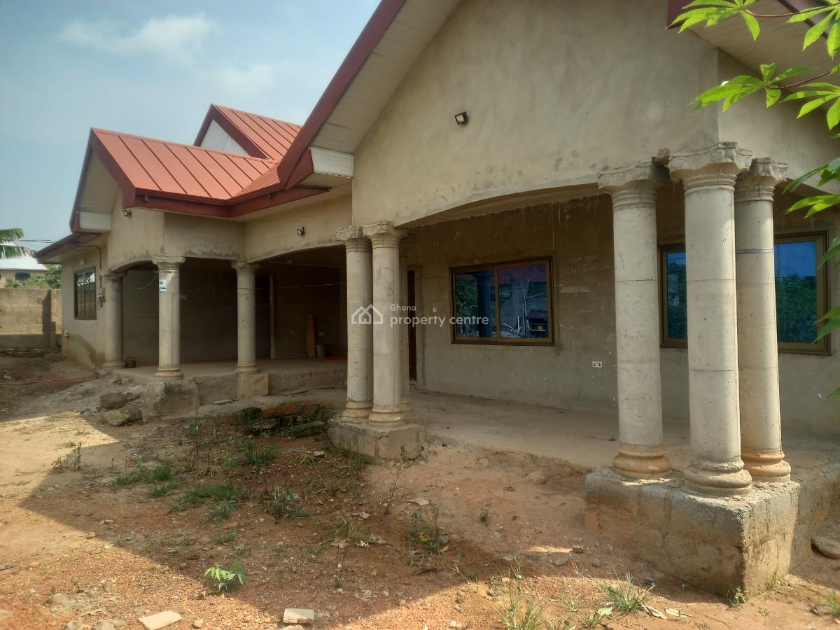 5 Bedrooms, Sepaase Amoabeng, Near Abuakwa., Kumasi Metropolitan, Ashanti, House for Sale