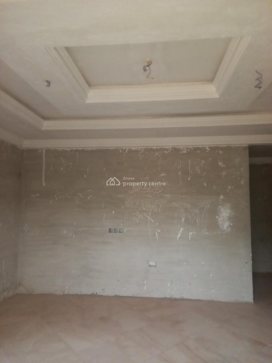 3 Bedrooms, Donyina Saapeh, on Emina Boadi Road., Kumasi Metropolitan, Ashanti, House for Sale