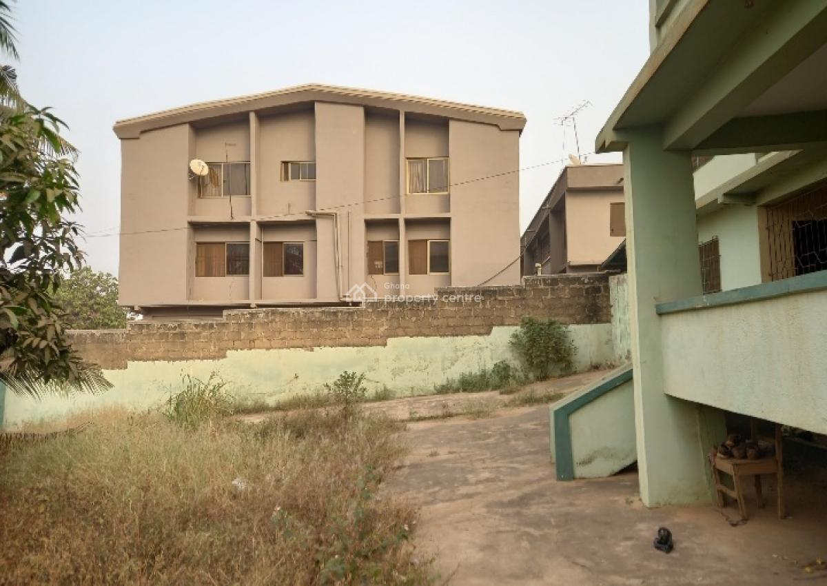 7 Bedrooms   ( Suame), Suame, Kumasi Metropolitan, Ashanti, House for Sale