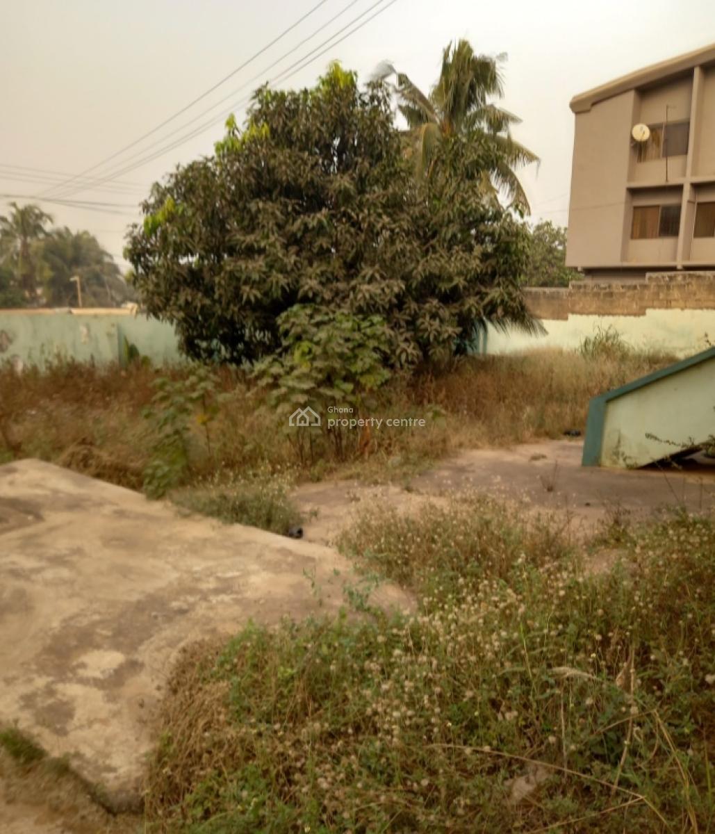 7 Bedrooms   ( Suame), Suame, Kumasi Metropolitan, Ashanti, House for Sale