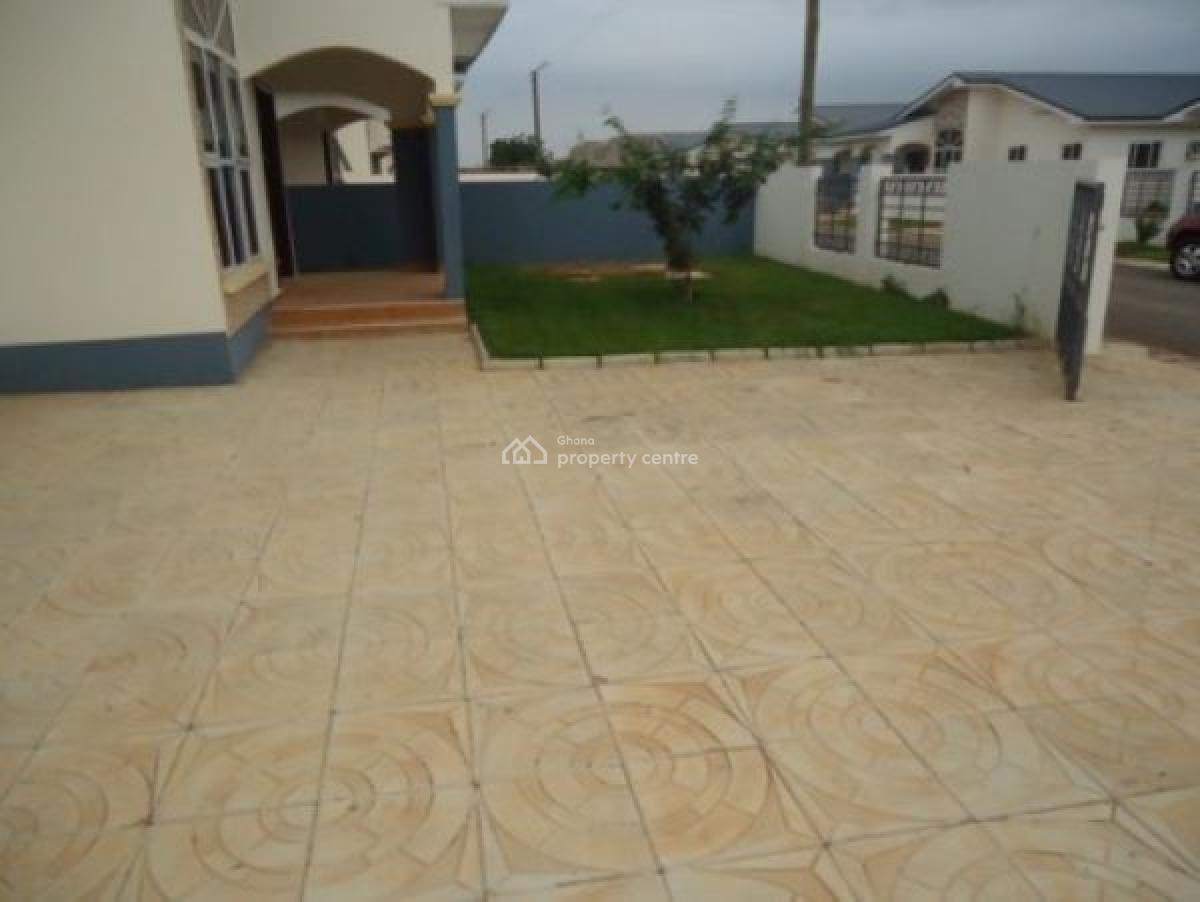 Three (3) Bedroom House in Secure and Plush Gated Estate at Oyarifa, Ubuntu Courts, Oyarifa, La Nkwantanang Madina Municipal, Accra, Townhouse for Rent