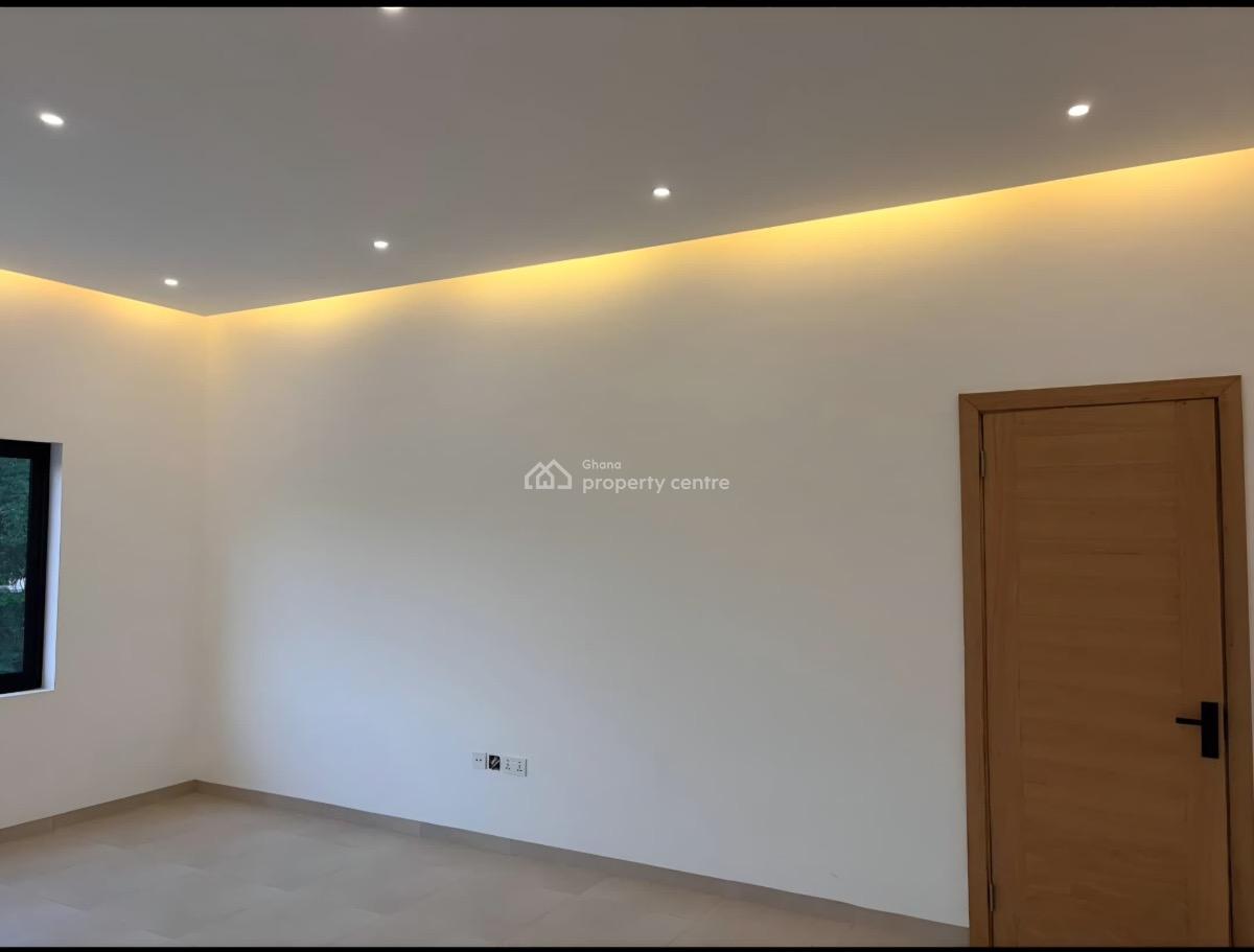 Newly Built 4 Bedrooms House with a Boys Quarters, Spintex, Accra Metropolitan, Accra, House for Sale