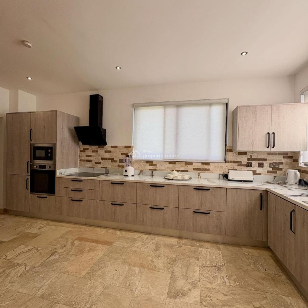 Executive Gated Community 3 Bedroom, Cantonments, Accra, Townhouse for Rent