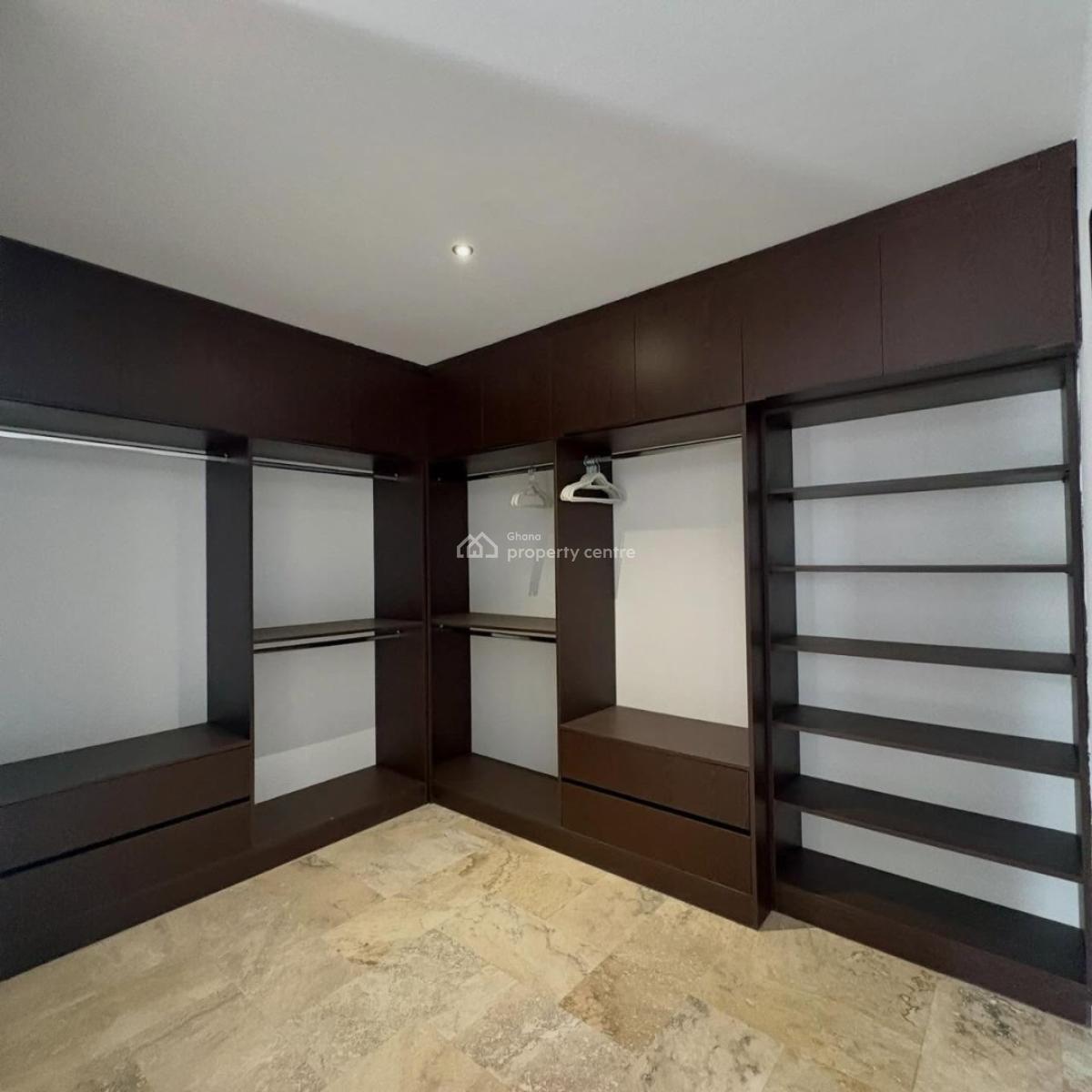 Executive Gated Community 3 Bedroom, Cantonments, Accra, Townhouse for Rent