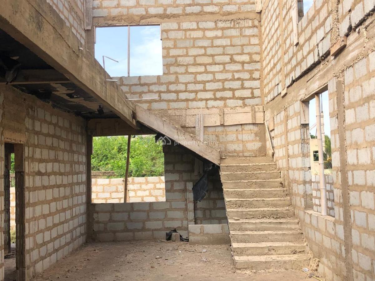 Roofed 3master Brm Storey House at Kasoa, Lamptey Mills Obom, Kasoa, Awutu-senya East, Central Region, Detached Bungalow for Sale