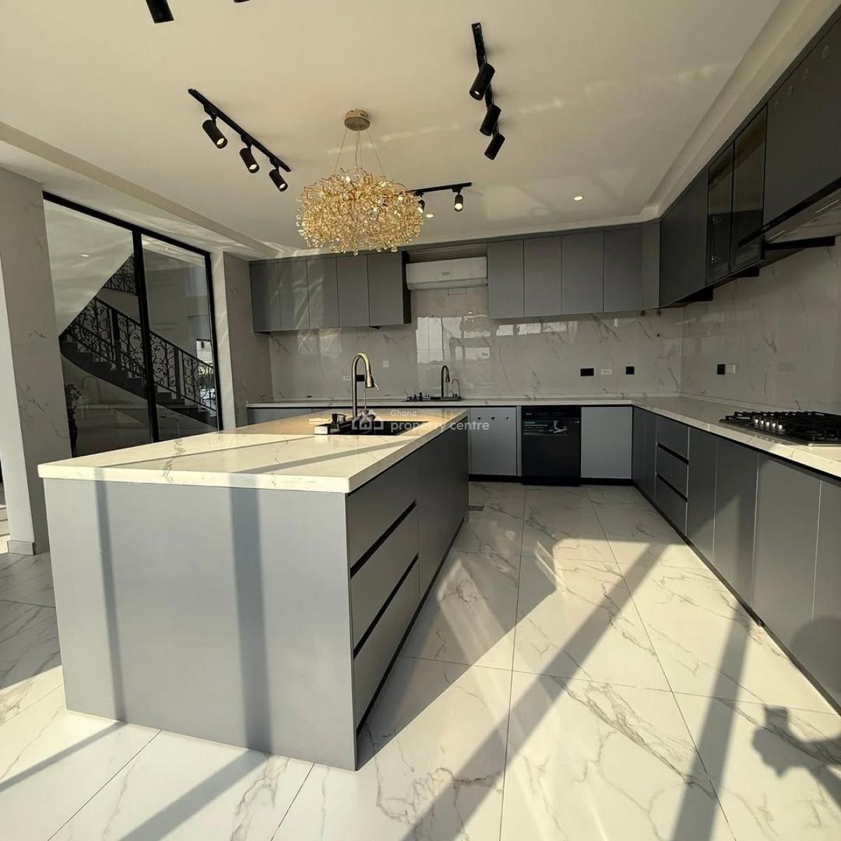 Executive Ensuite 6 Bedrooms, East Legon, Accra, House for Sale