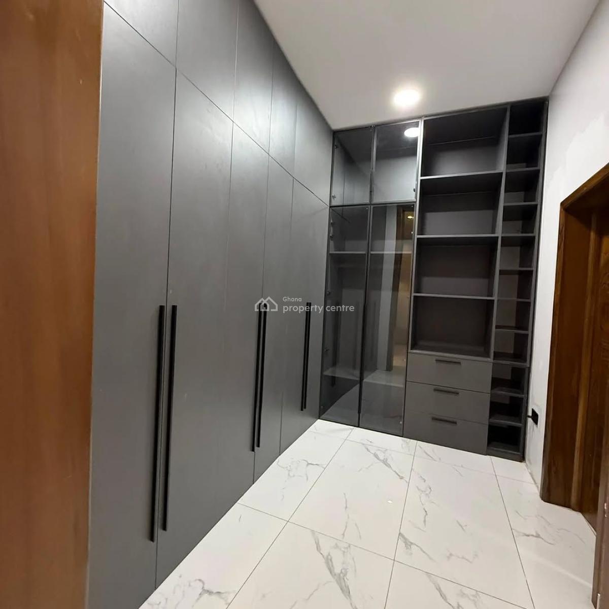 Executive Ensuite 6 Bedrooms, East Legon, Accra, House for Sale