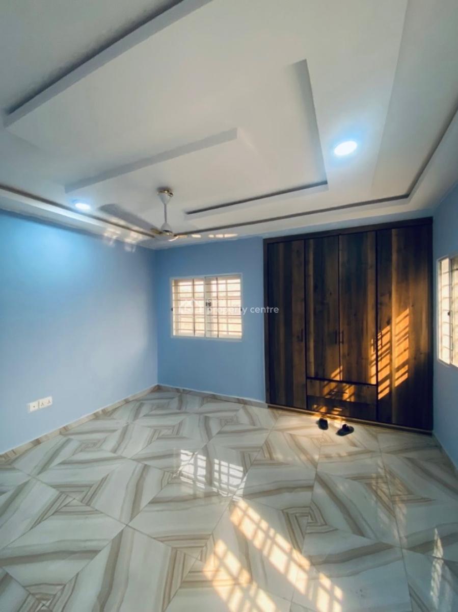 4 Bedrooms at North Legon, Papa’s Pizza, North Legon, Accra, Detached Duplex for Rent