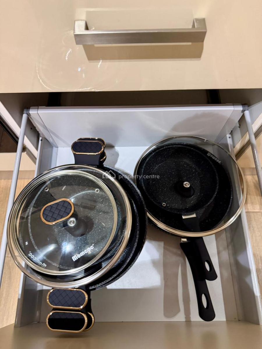 Luxury 2 Bedroom Apartment, Third Circular Road, Cantonments, Accra, Apartment for Rent