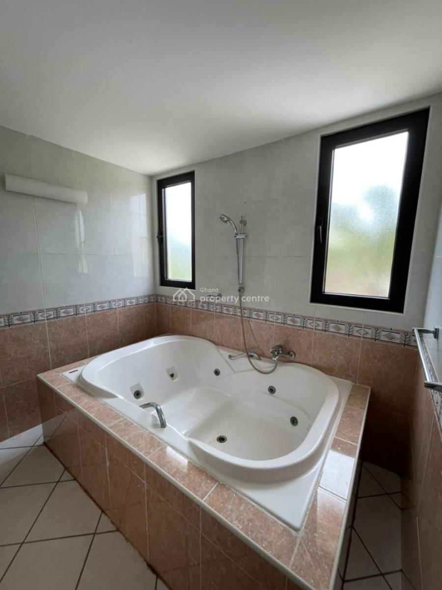 Luxurious 4 Bedroom in Trassaco Valley Phase 1, Trassaco Valley Phase 1, East Legon, Accra, House for Rent