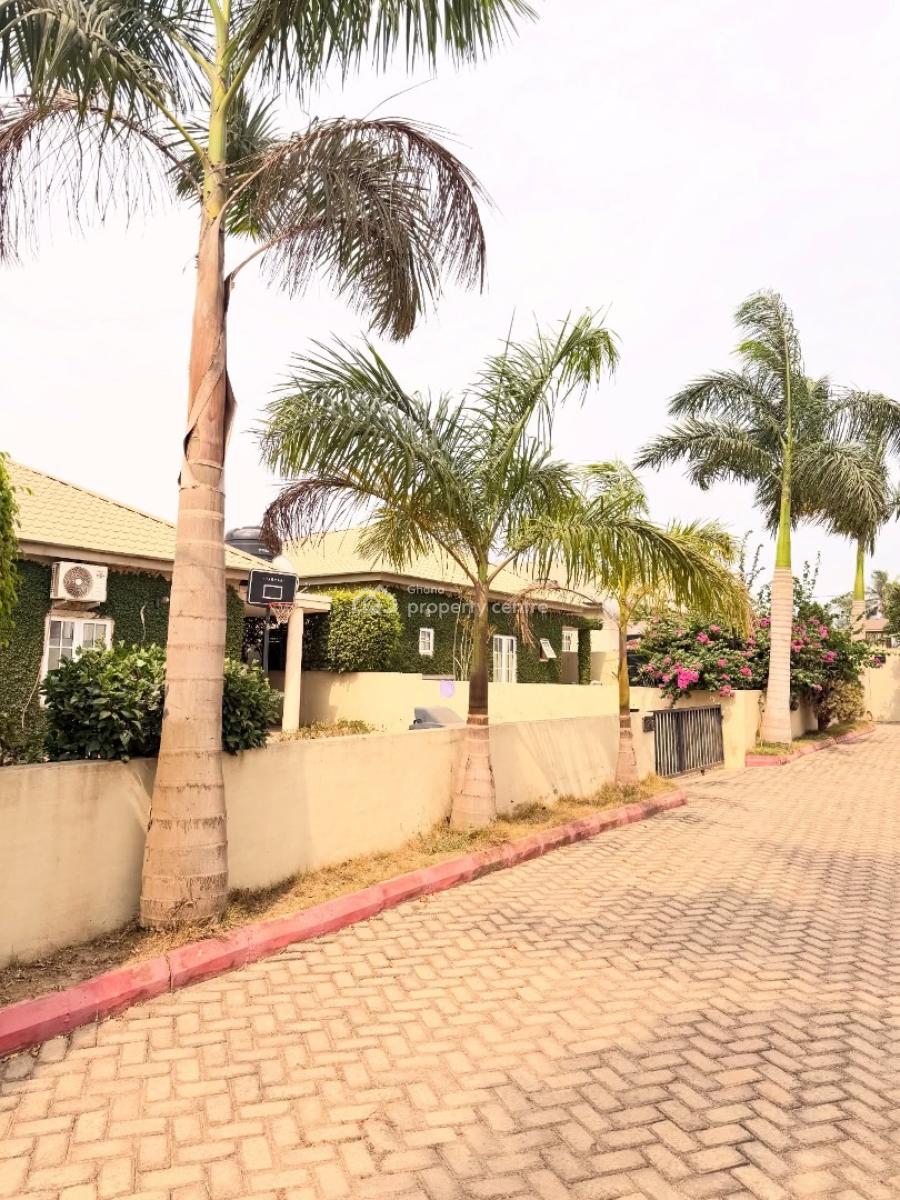 Executive Gated Community3 Bedrooms, Dome, Ga East Municipal, Accra, House for Sale