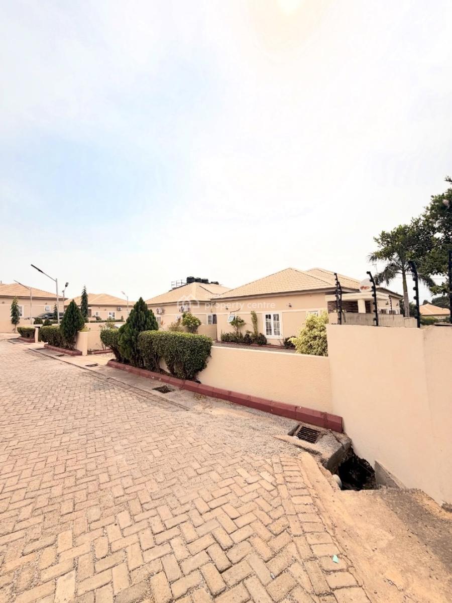 Executive Gated Community3 Bedrooms, Dome, Ga East Municipal, Accra, House for Sale