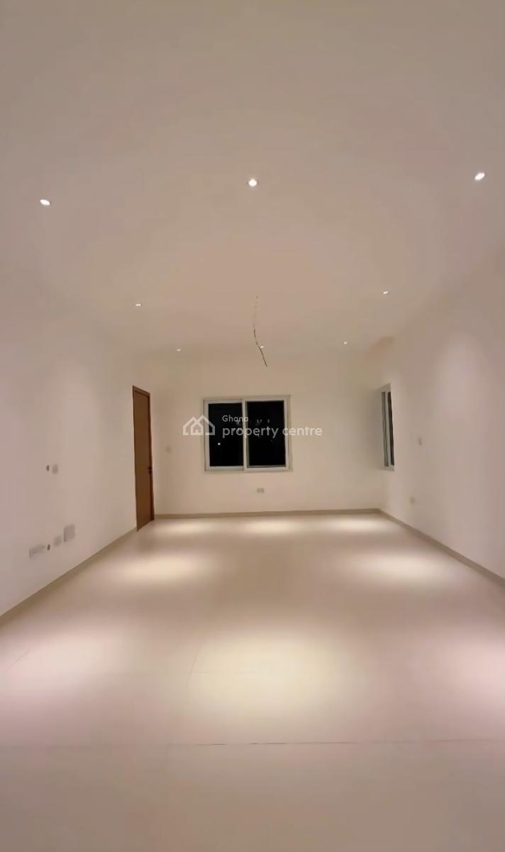 4 Bedroom House with a Boys Quarters at Spintex, Spintex, Accra Metropolitan, Accra, House for Sale