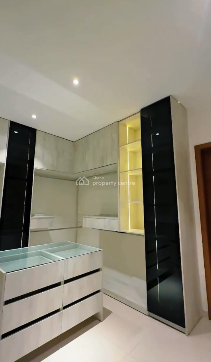 4 Bedroom House with a Boys Quarters at Spintex, Spintex, Accra Metropolitan, Accra, House for Sale