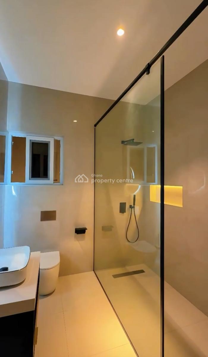 4 Bedroom House with a Boys Quarters at Spintex, Spintex, Accra Metropolitan, Accra, House for Sale