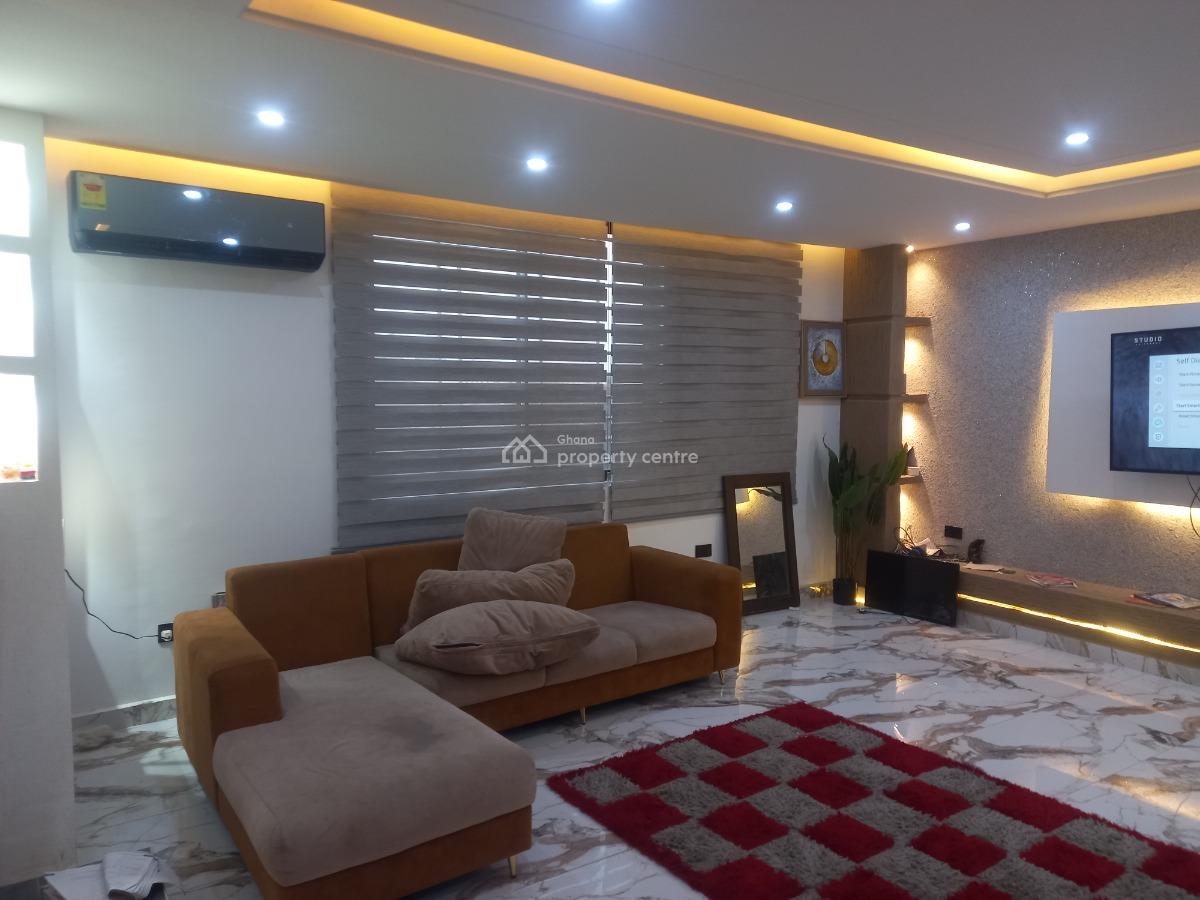 Luxury 4 Bedrooms, Kwabre, Ashanti, House for Sale