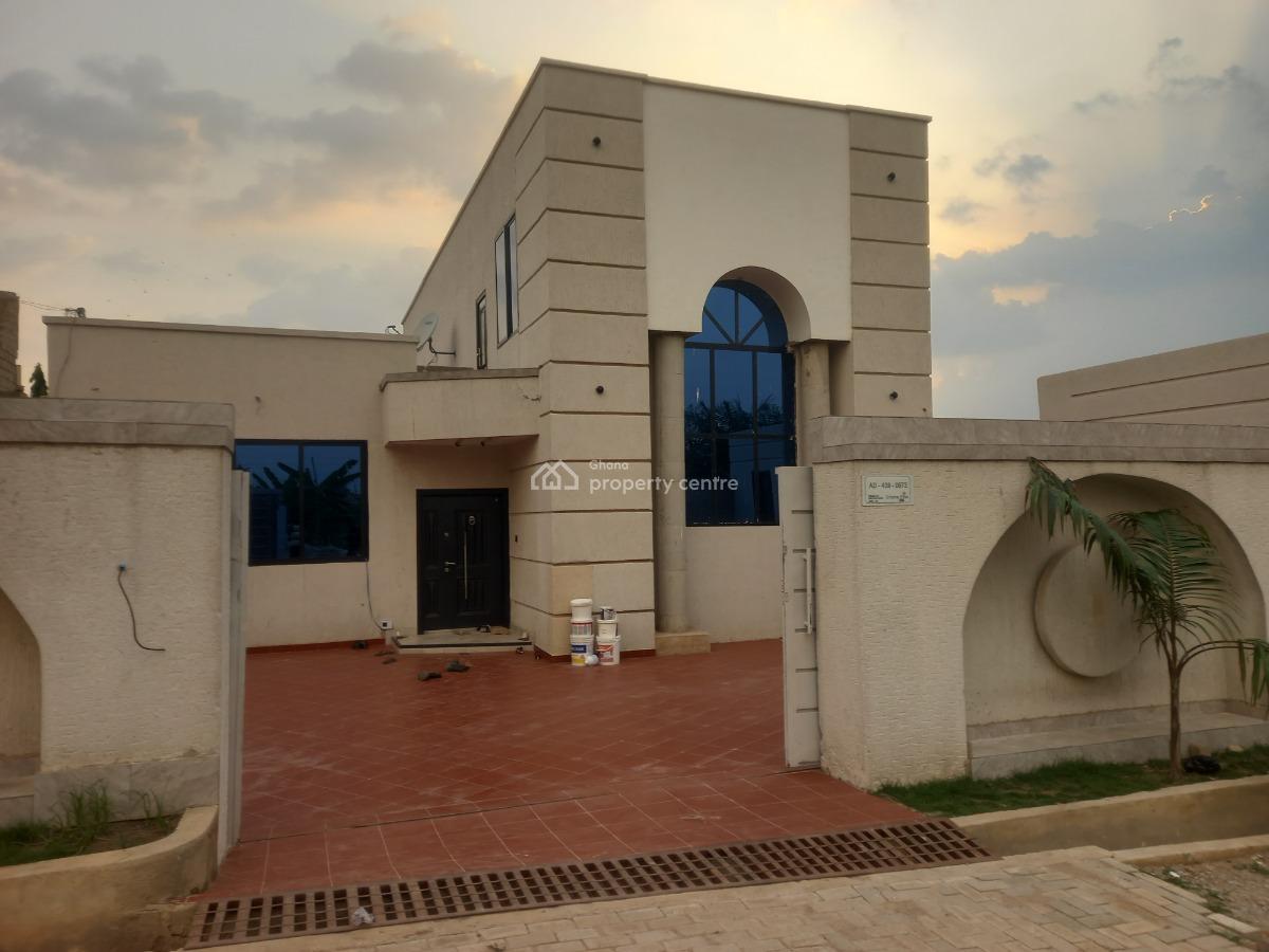 Luxury 4 Bedrooms, Kwabre, Ashanti, House for Sale