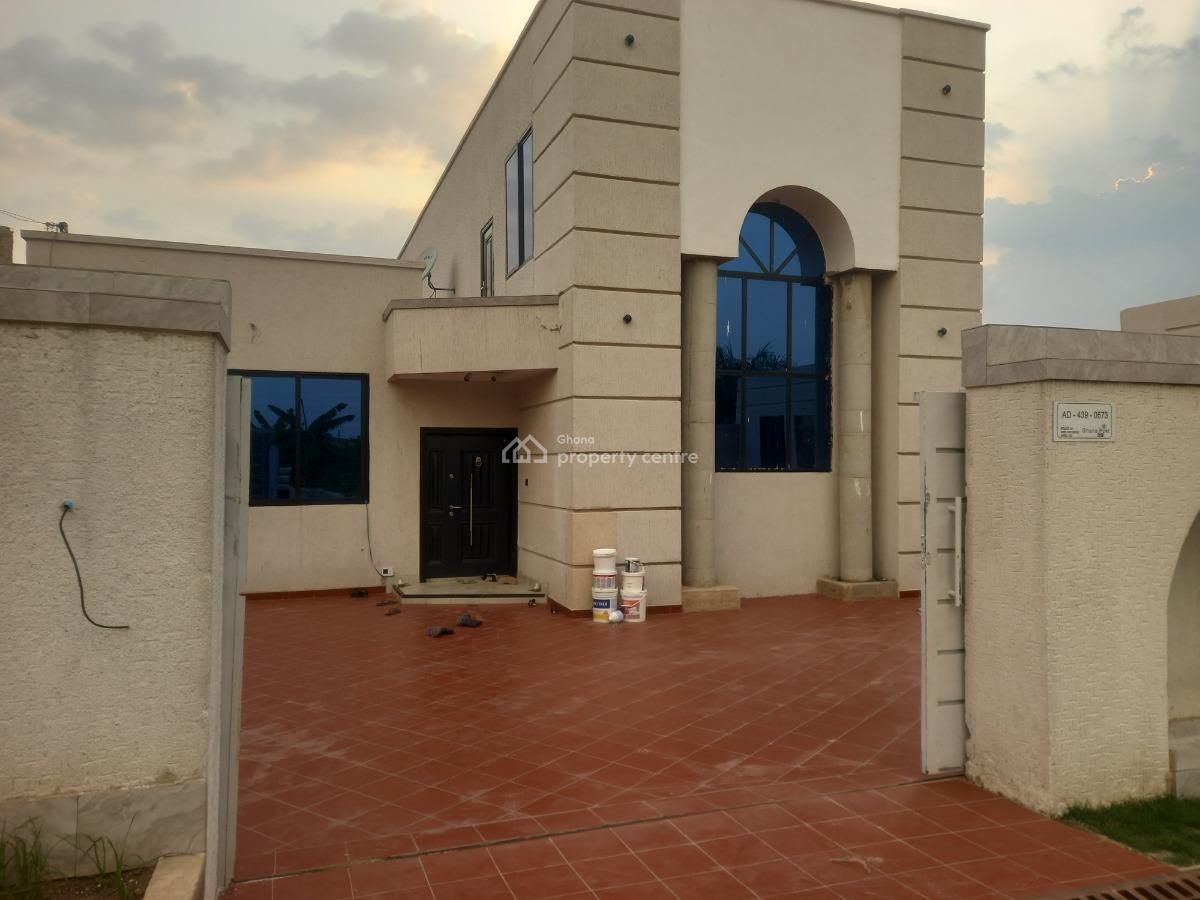 Luxury 4 Bedrooms, Kwabre, Ashanti, House for Sale
