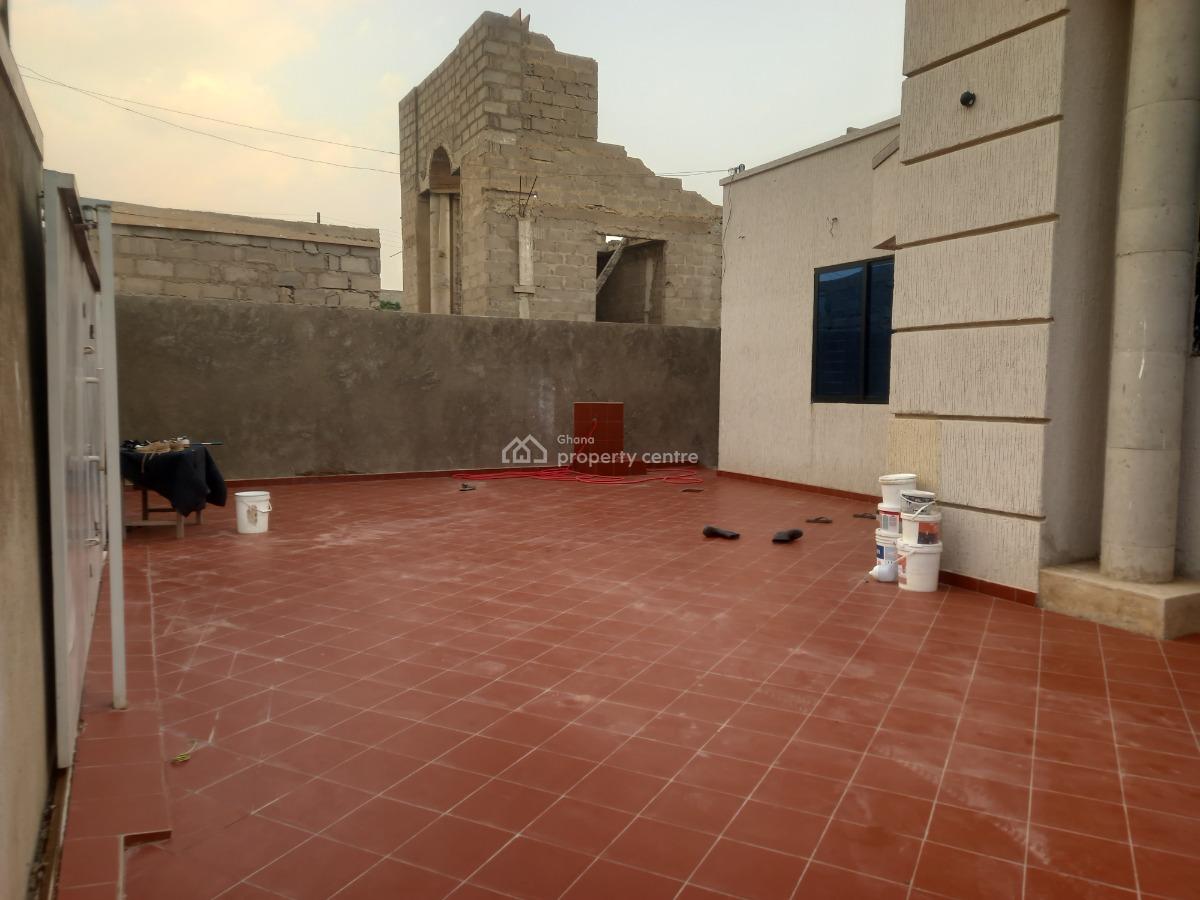 Luxury 4 Bedrooms, Kwabre, Ashanti, House for Sale