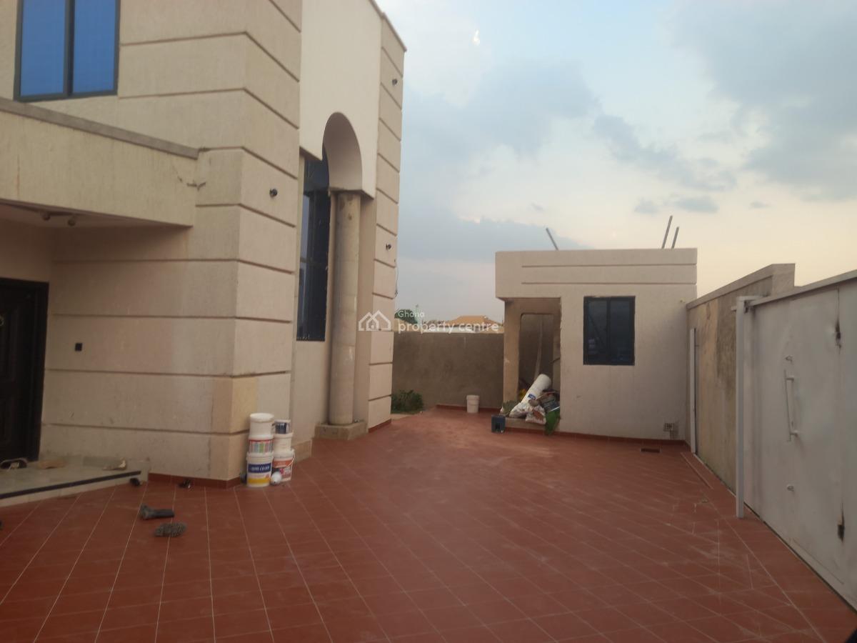 Luxury 4 Bedrooms, Kwabre, Ashanti, House for Sale