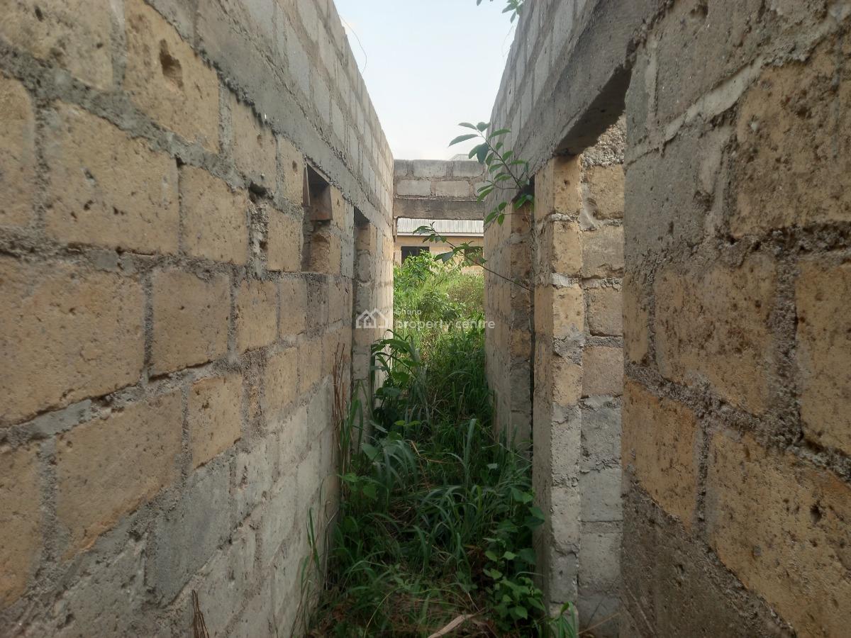 4 Bedrooms, Kenyasi Adesina, Kumasi Metropolitan, Ashanti, House for Sale